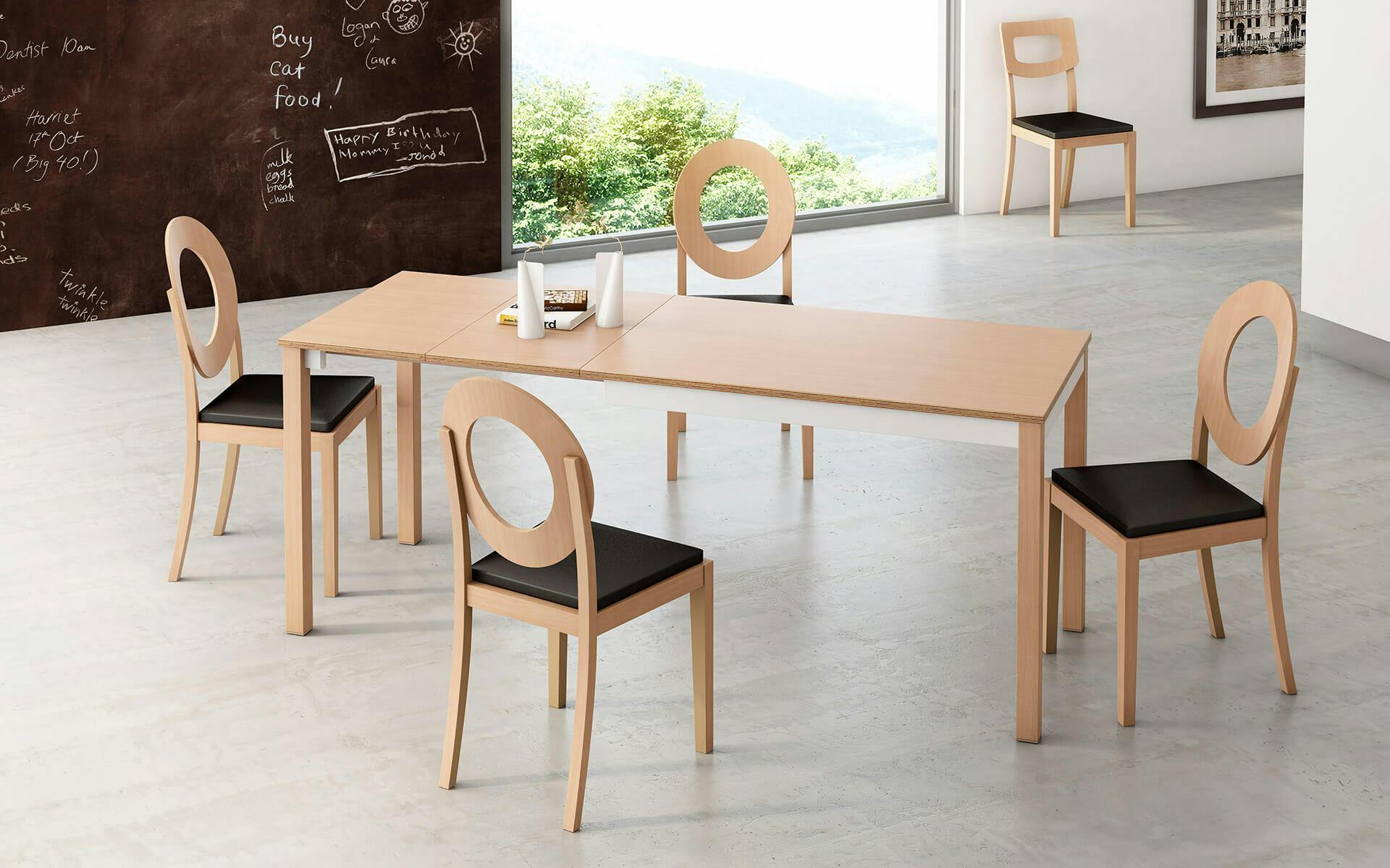 Somos fabricantes  de mesas y sillas